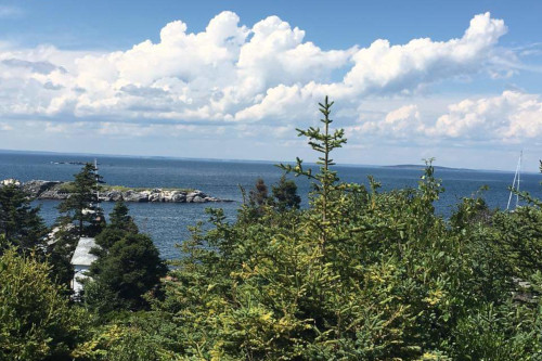 The Shining Sails is located in quiet Coastal Maine